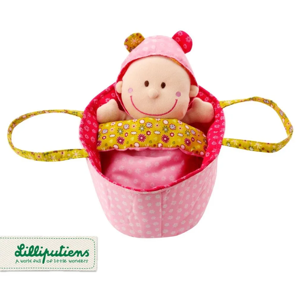 Lilliputiens - Chloe - Lalka dzidziuś w koszyczku z grzechotką, ubrankiem i kocykiem