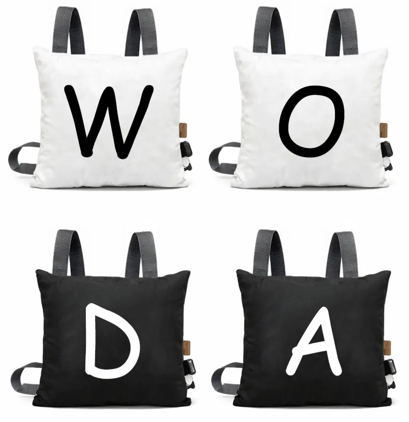 Gra słowna poduszki Literki zespołowa weselna zestaw 4 szt.
